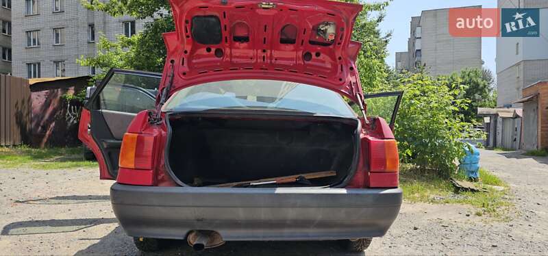 Седан Audi 80 1988 в Виннице