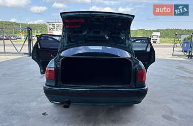 Седан Audi 80 1994 в 