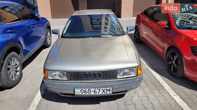 Седан Audi 80 1987 в Хмельницком