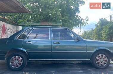 Седан Audi 80 1981 в 