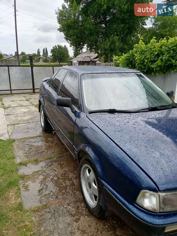 Седан Audi 80 1993 в Банилове