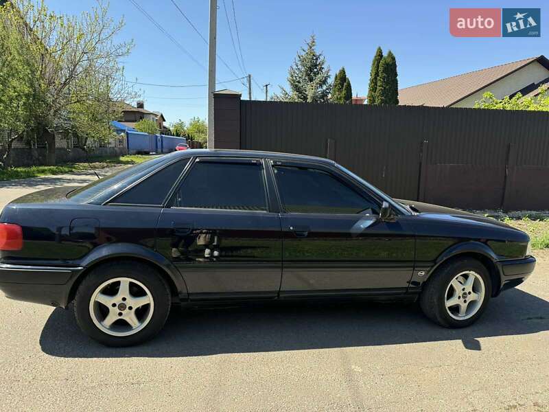 Седан Audi 80 1993 в Полтаве