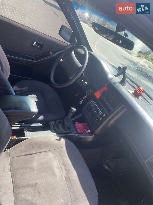 Седан Audi 80 1988 в Первомайську