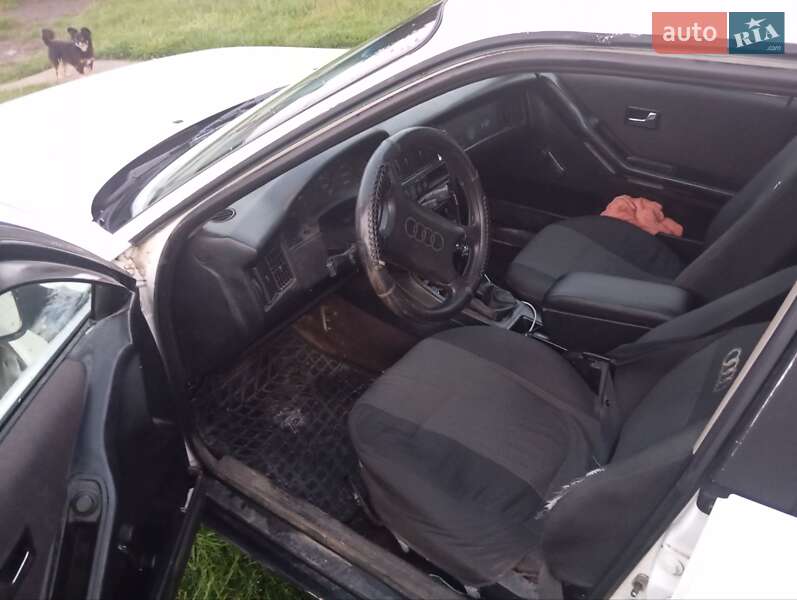 Седан Audi 80 1988 в Ивано-Франковске