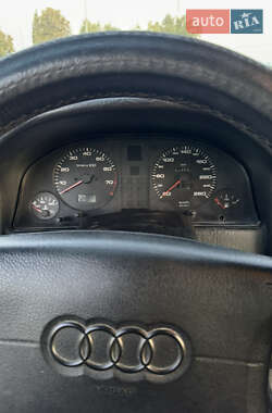 Седан Audi 80 1995 в 
