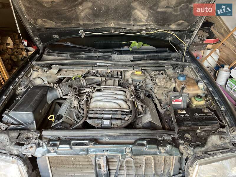 Седан Audi 80 1992 в Кривом Роге