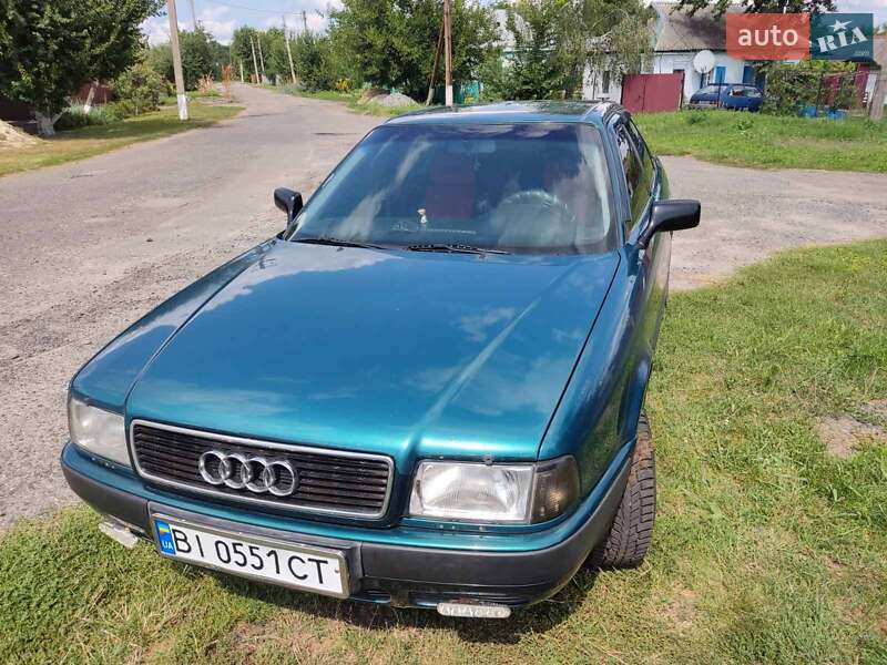 Седан Audi 80 1993 в Решетиловке