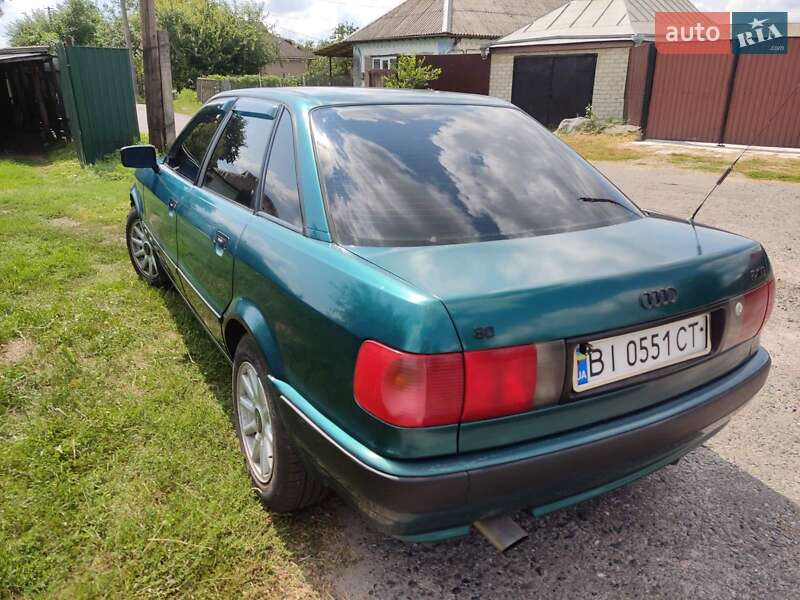 Седан Audi 80 1993 в Решетиловке
