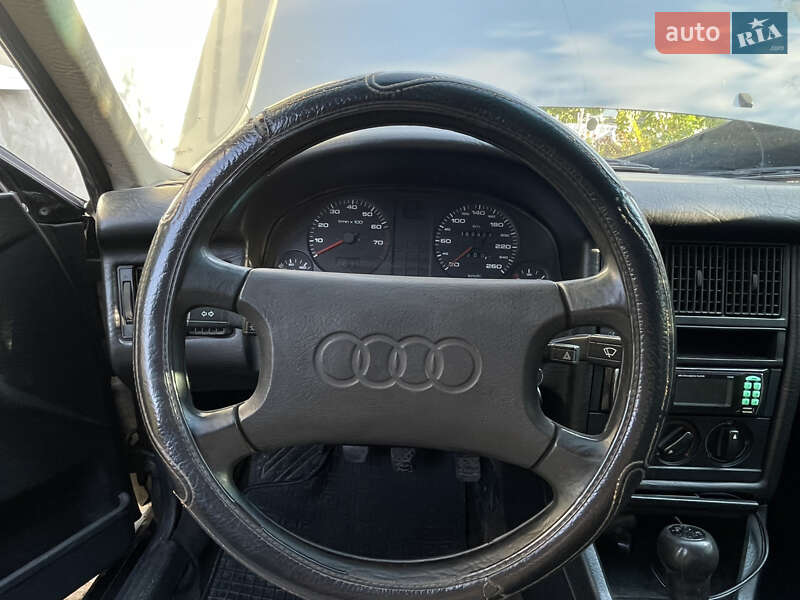 Седан Audi 80 1987 в Днепре