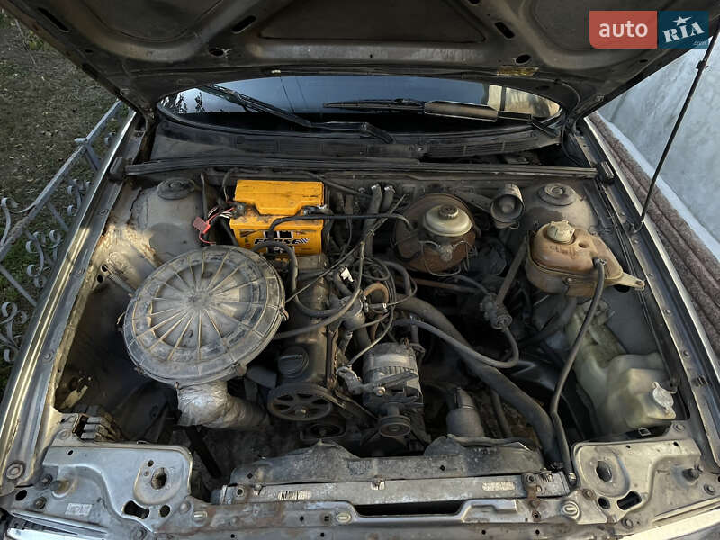 Седан Audi 80 1987 в Днепре