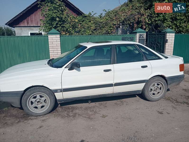 Седан Audi 80 1987 в Нежине