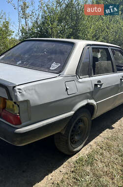 Седан Audi 80 1986 в Добровлянах