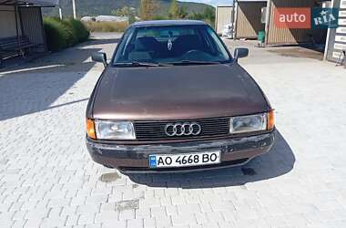 Седан Audi 80 1990 в Берегово