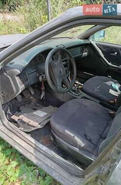 Седан Audi 80 1993 в Дрогобыче