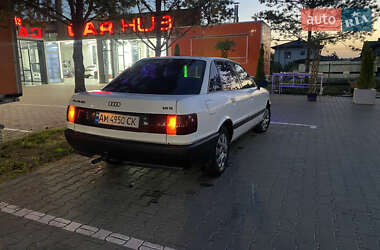 Седан Audi 80 1988 в 