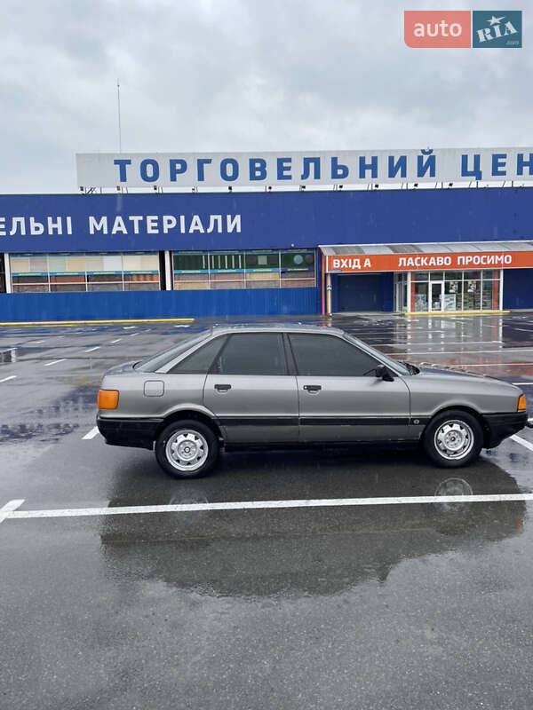 Седан Audi 80 1988 в Каменец-Подольском