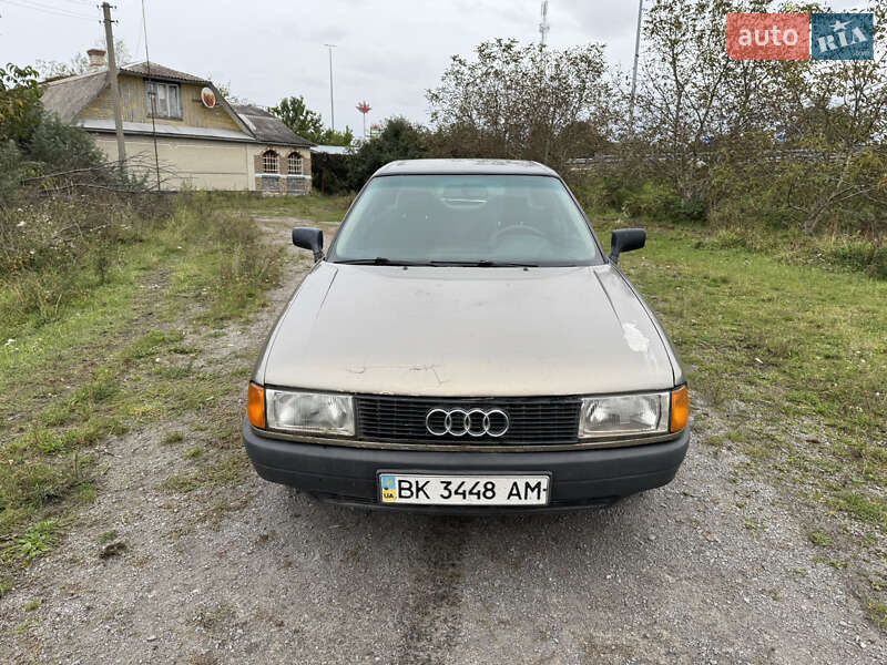 Audi 80 1988 Audi 80 1988