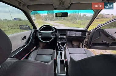 Седан Audi 80 1988 в 