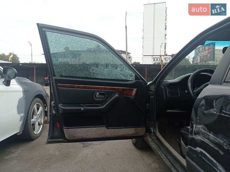 Седан Audi 80 1993 в Киеве