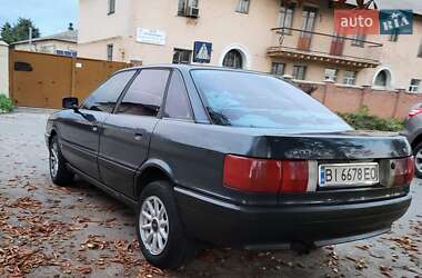 Седан Audi 80 1986 в 