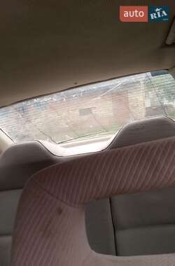 Седан Audi 80 1987 в  фото 13 Седан Audi 80 1987 в