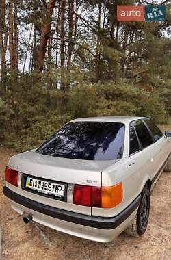 Седан Audi 80 1987 в 