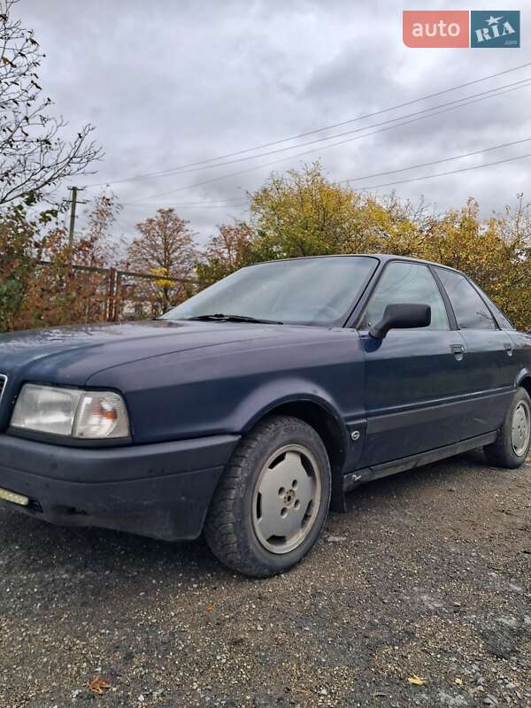 Седан Audi 80 1989 в Кременце