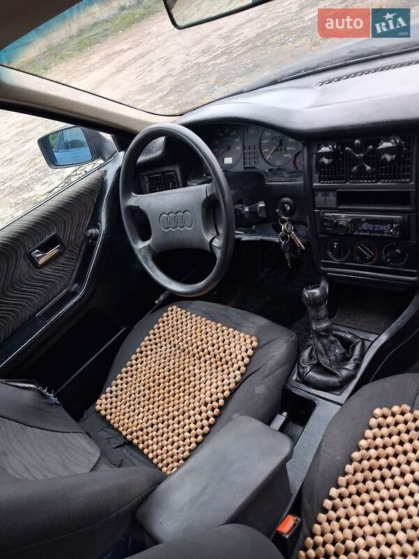 Седан Audi 80 1989 в Кременце