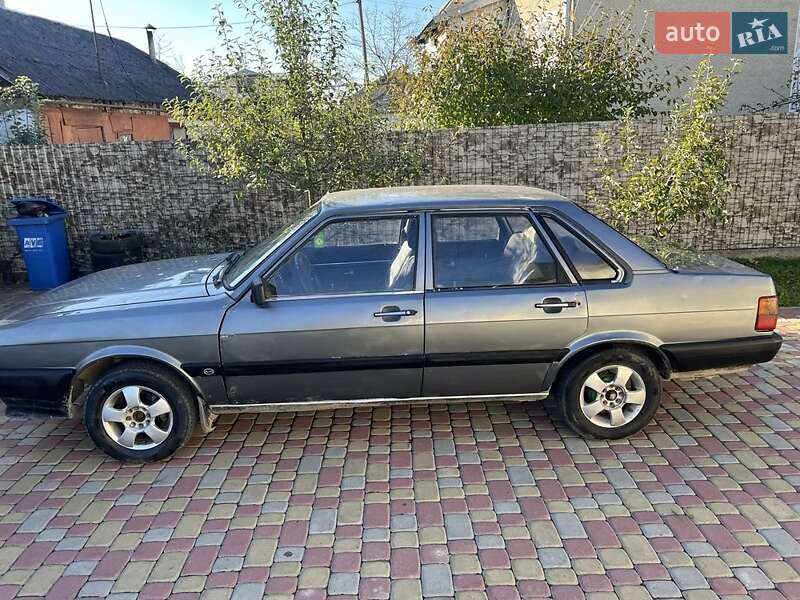 Седан Audi 80 1986 в Тысменице