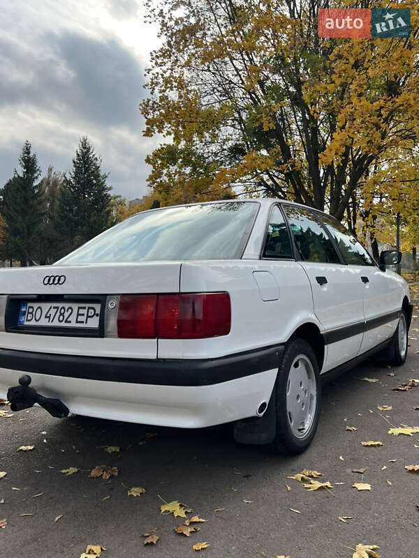 Седан Audi 80 1988 в Рівному