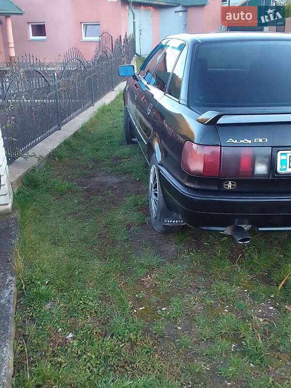 Седан Audi 80 1992 в Підволочиську