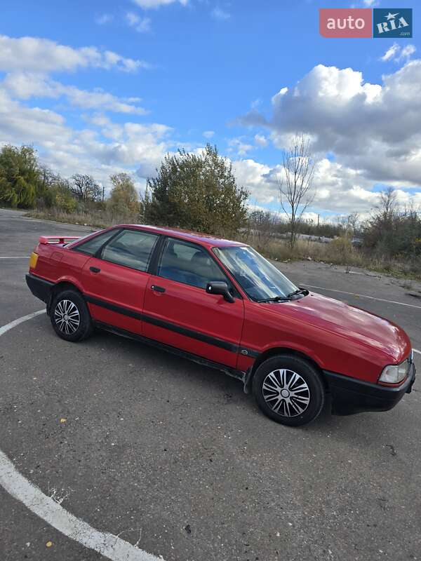 Седан Audi 80 1987 в Волочиске фото 5 Седан Audi 80 1987 в Волочиске