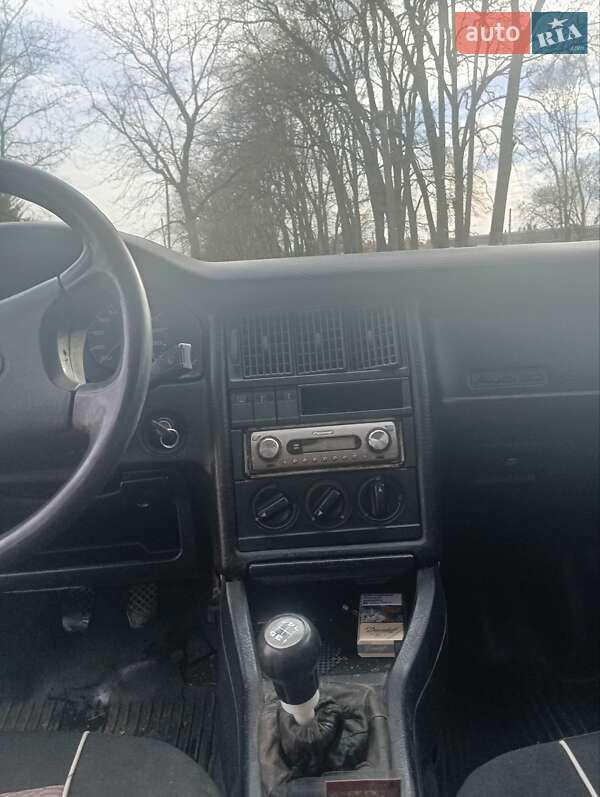 Седан Audi 80 1987 в Рогатине фото 3 Седан Audi 80 1987 в Рогатине
