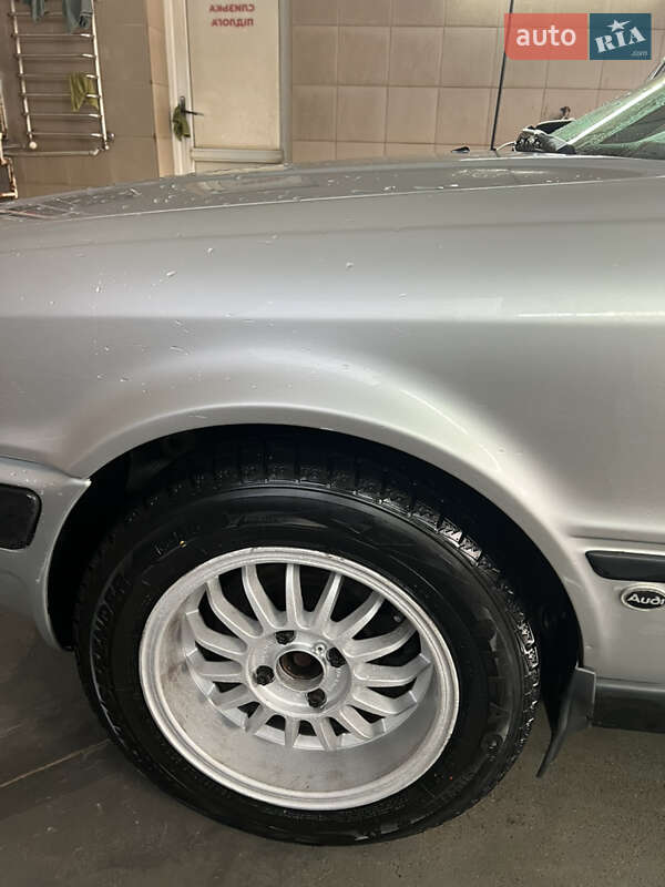 Универсал Audi 80 1995 в Копычинце