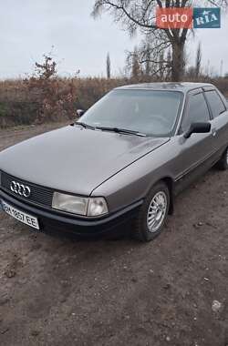 Седан Audi 80 1988 в Глухове