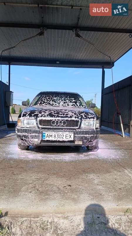 Седан Audi 80 1988 в Ровно