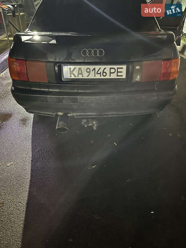 Седан Audi 80 1990 в Киеве