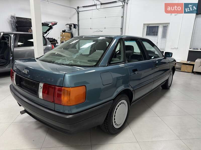 Седан Audi 80 1990 в Дрогобыче