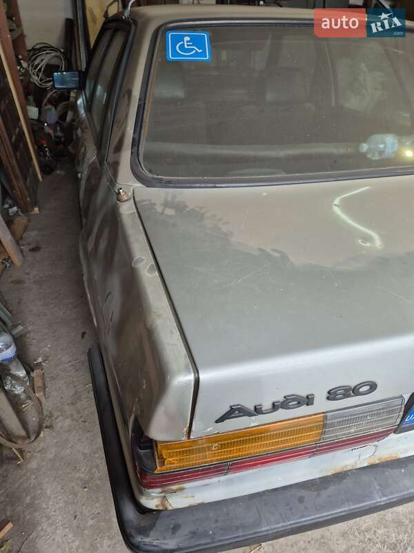 Audi 80 1984 Audi 80 1984
