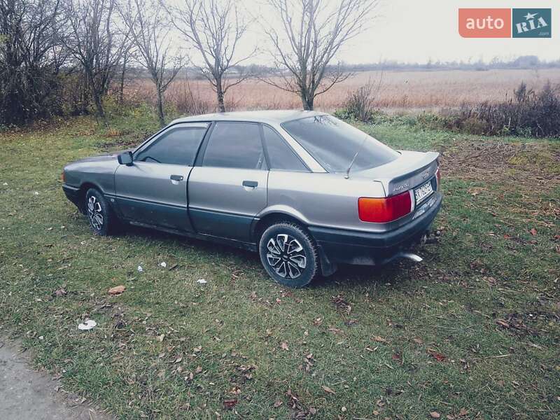 Седан Audi 80 1988 в Изяславе