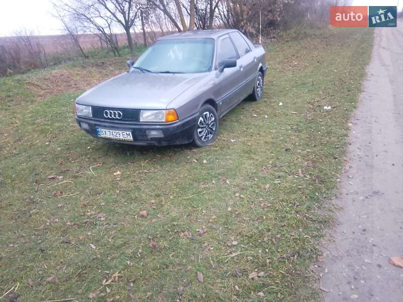 Седан Audi 80 1988 в Изяславе