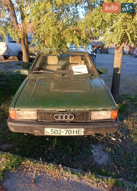 Седан Audi 80 1985 в Запоріжжі