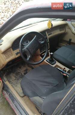 Седан Audi 80 1988 в Хусте