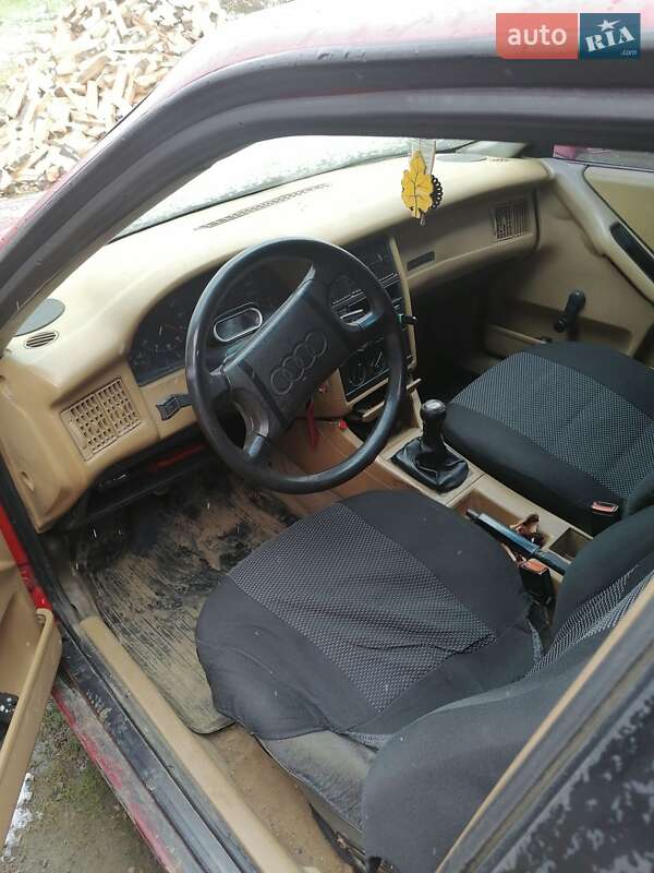 Седан Audi 80 1988 в Хусті