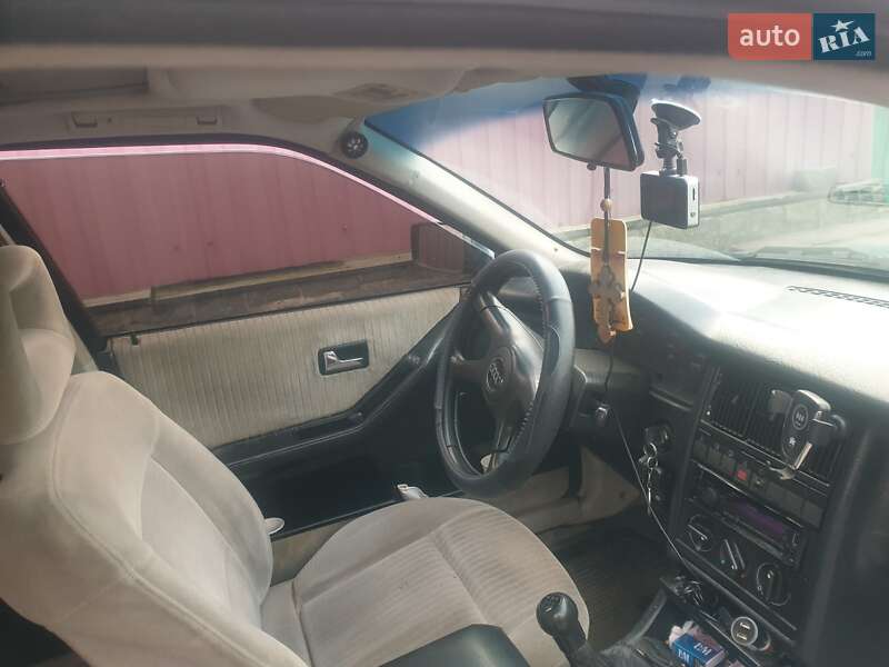 Универсал Audi 80 1993 в Коростышеве