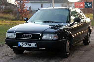 Седан Audi 80 1989 в Кременце