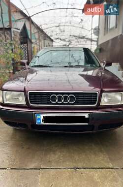 Седан Audi 80 1993 в Виноградове