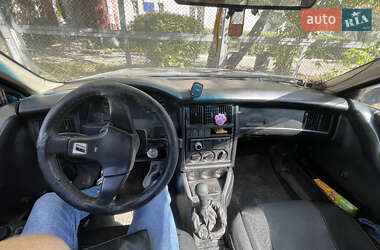 Седан Audi 80 1989 в Каневе