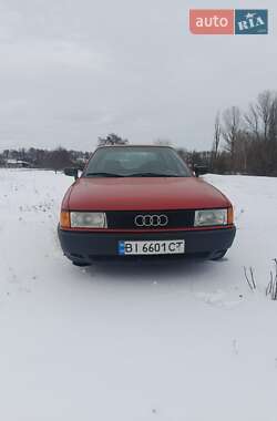 Седан Audi 80 1988 в Гадяче