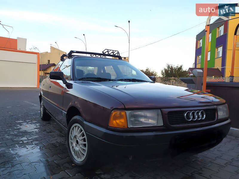 Седан Audi 80 1987 в Чернівцях